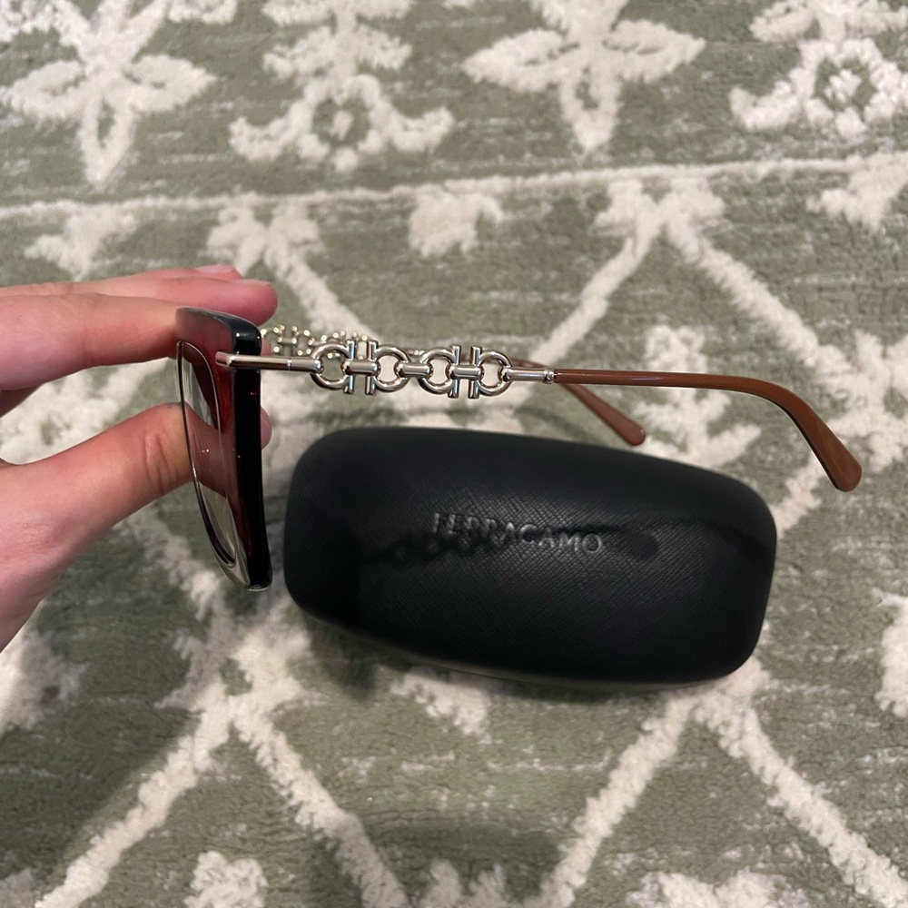 Ferragamo Sunglasses with Case - Picture 3 of 3